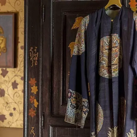 Aparthotel Borgo Storico Seghetti Panichi 4*