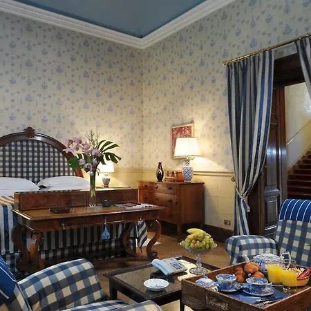 Borgo Storico Seghetti Panichi Aparthotel 4*