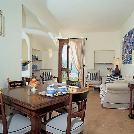 Aparthotel Borgo Storico Seghetti Panichi Castel di Lama