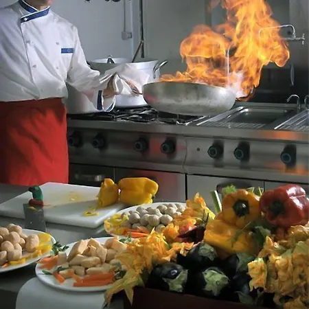 Aparthotel Borgo Storico Seghetti Panichi