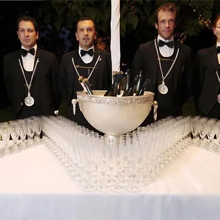 מלון דירות Borgo Storico Seghetti Panichi