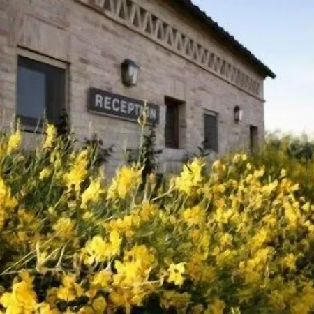Borgo Storico Seghetti Panichi Lägenhetshotell