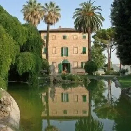 Borgo Storico Seghetti Panichi 4*