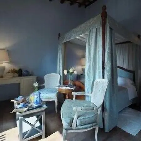 Aparthotel Borgo Storico Seghetti Panichi