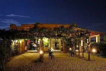 Borgo Storico Seghetti Panichi Aparthotel Castel di Lama