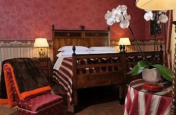 Borgo Storico Seghetti Panichi Lägenhetshotell