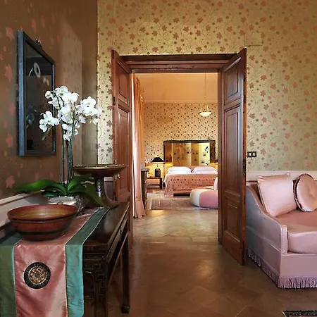 Aparthotel Borgo Storico Seghetti Panichi Castel di Lama