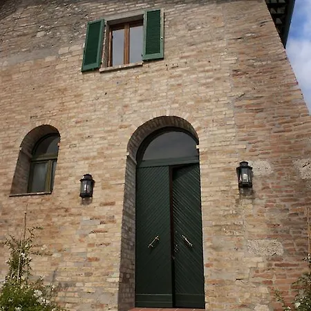 Borgo Storico Seghetti Panichi 4*