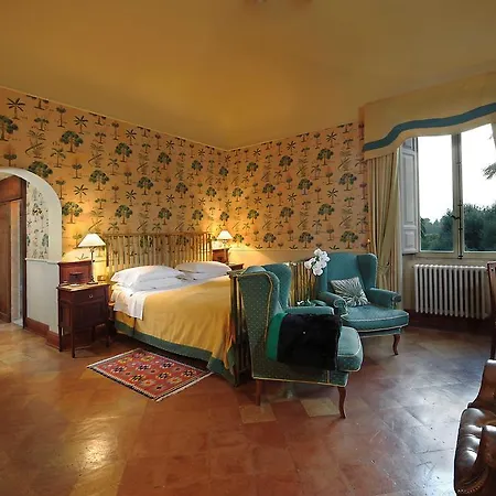 Borgo Storico Seghetti Panichi Aparthotel 4*