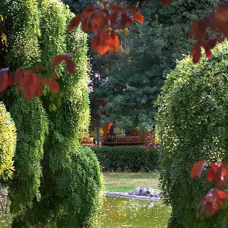 Borgo Storico Seghetti Panichi 4*